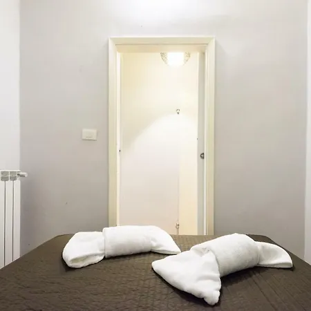 Parlagio 4 Pax 아파트